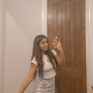 Meet your Posher, Dahana